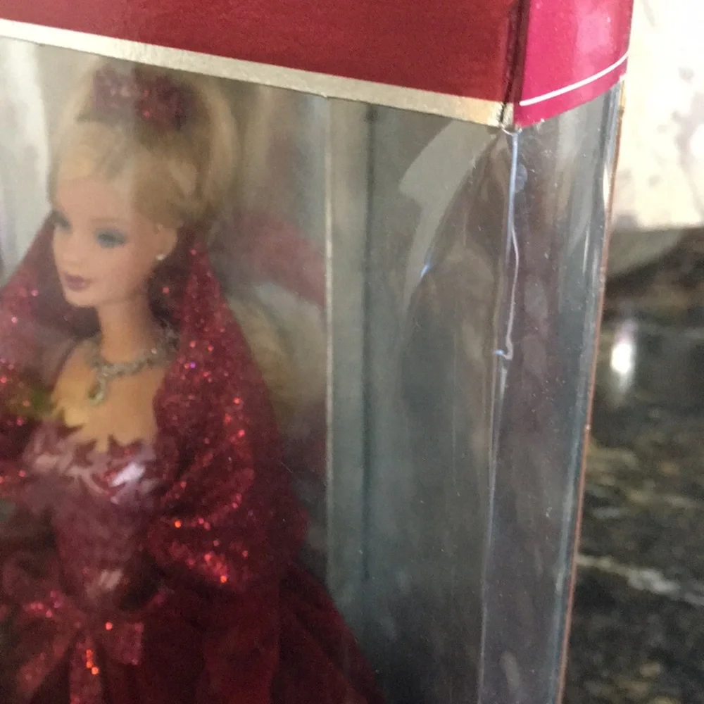 Mattel 2002 Special Edition Holiday Barbie - Picture 5 of 7